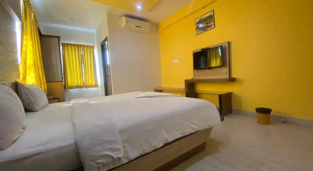Hotel Sri Vaari Residency