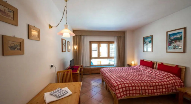 Residenza Del Sole, Забронировать Отель Грессоне-Сен-Жан Грессоней, рядом с Горнолыжный курорт Грессоне-Сен-Жан
