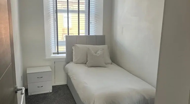 Апартаменты Central 3-bed Seaside Apartment - Sleeps 5