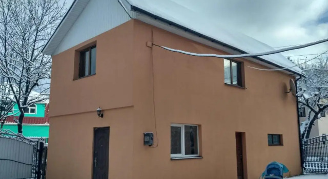 Коттедж с 3 комнатами Guest House Mandrivnyi Rooms&Apartments