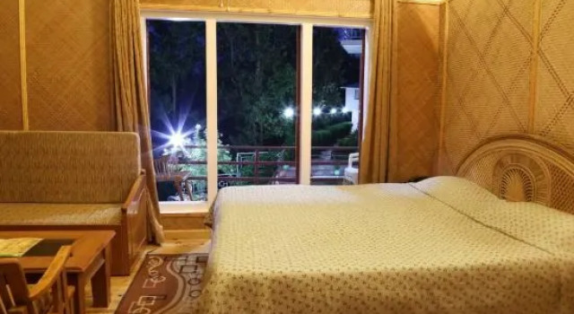 BluSalzz Collection - Binsar Eco Resort, Binsar - Uttarakhand by ZUZU, Rezervovat Hotel Binsar Uttarakhand