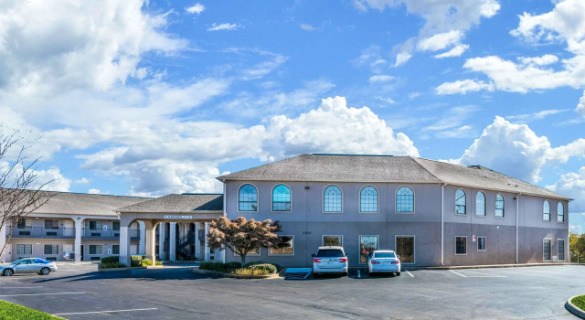 Econo Lodge Inn & Suites, Buchen Sie Gasthaus Motels in Mississippi, Motel