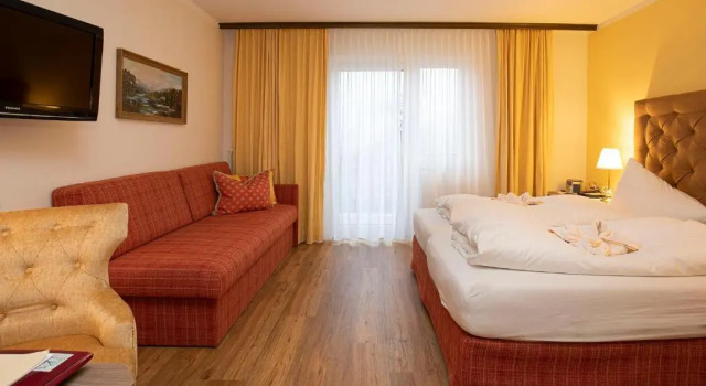 Двухместный номер Standard с балконом Landhotel Agathawirt