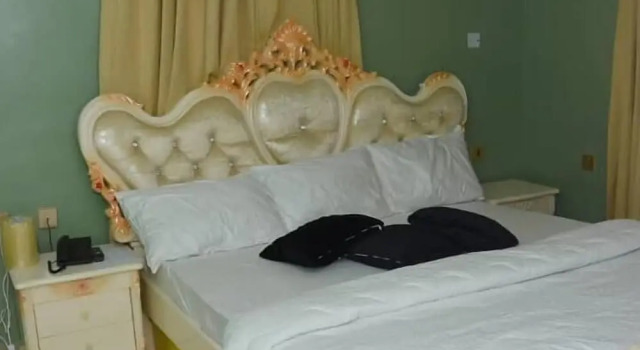 Deluxe Zimmer Gold Crown Hotel