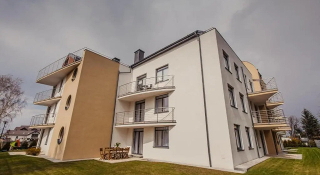 Apartment No. 5 - Apartamenty Fregata, Varaa Huoneisto Hotellit Pommeri pysäköinnillä, Pysäköinti