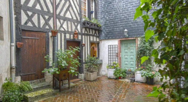 34 Notre Dame - PRETTY TRIPLEX HOUSE IN HONFLEUR-NEAR THE OLD PORT, Забронировать Отель Онфлер 
