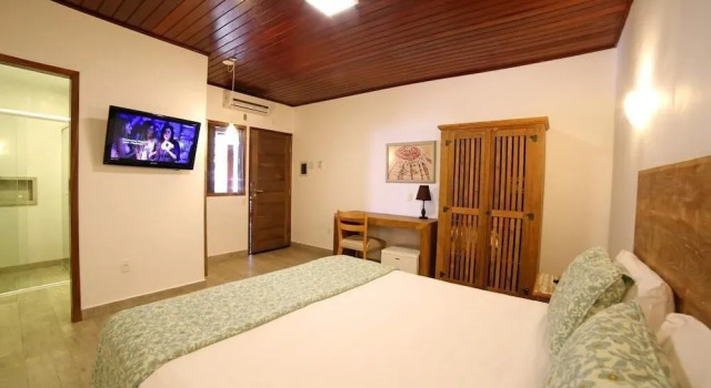 Coconut's Maresias Hotel