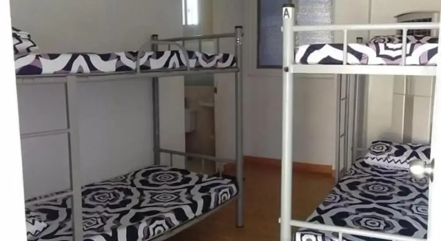 Mang Ben Dormitory - Hostel, Rezervovat Hostel Quezon City 