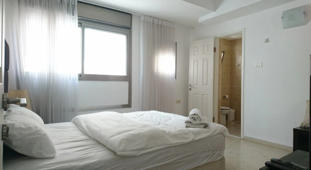 Апартаменты Luxury c 1 комнатой с видом на море TLVSublet Hayarkon
