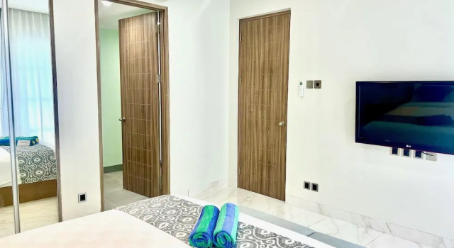 Апартаменты The Bay Sunflower Apartment