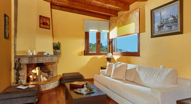Апартаменты Stylish Pool Side Apartment With Stunning sea View RU