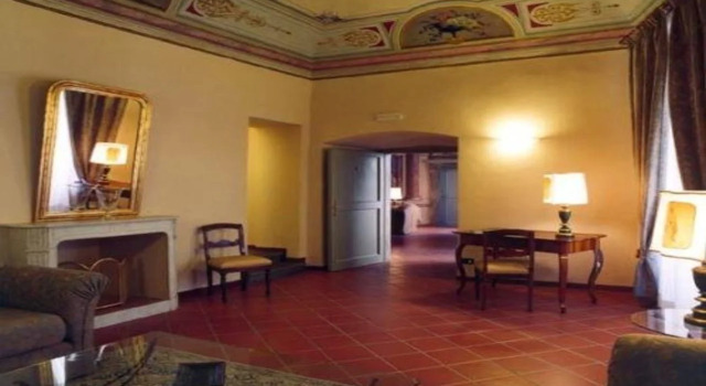 Hotel Palazzo Bocci, Varaa Hotelli Spello Umbria