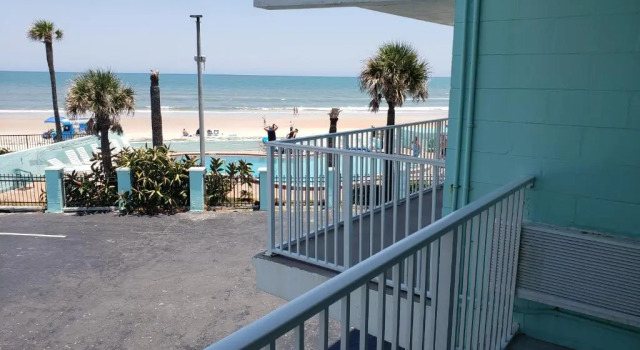 Двухместный номер Standard с балконом и с видом на море SeaScape Inn - Daytona Beach Shores
