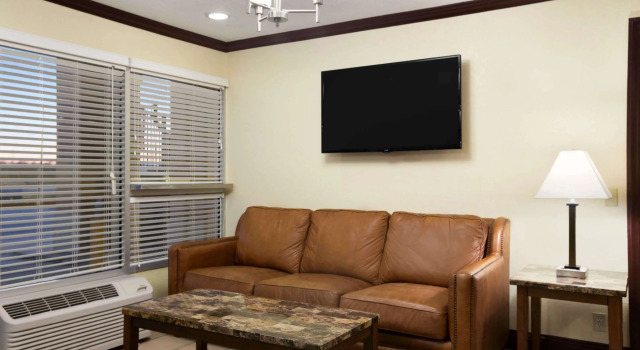 Super 8 By Wyndham Woodward, Varaa Hotelli Woodward Oklahoma
