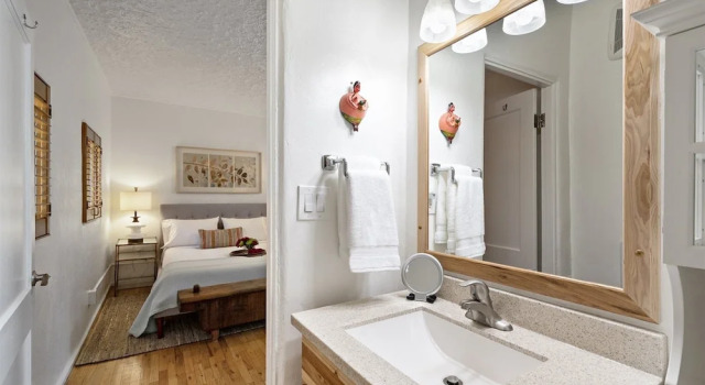Коттедж Casita del Viajero - Charming Adobe Studio, Incredible Location