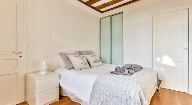 Luxury apartment - Place des Victoires, Забронировать Апартаменты/квартира Париж Иль-де-Франс, рядом с Лувр — Риволи