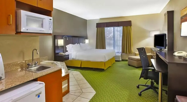Двухместный номер Standard Holiday Inn Express Hotel & Suites Bryan-Montpelier by IHG