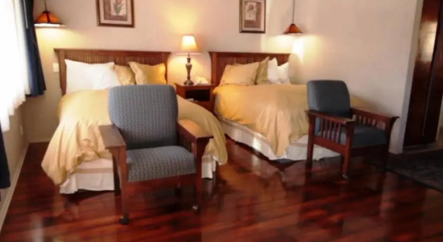 Четырёхместный номер Standard Gualala Surf Inn on the ocean bluff