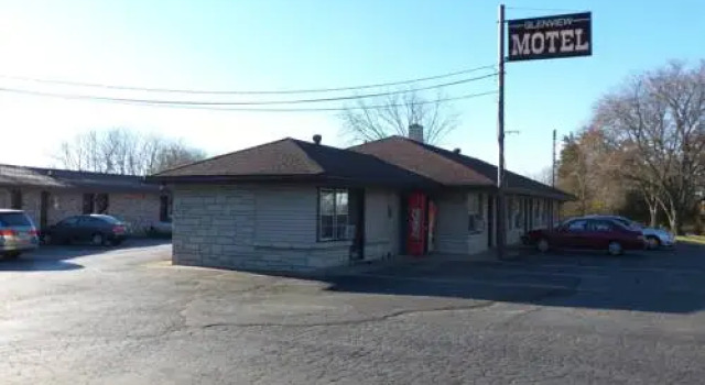 Glenview Motel, Rezerwuj Motel Dubuque Iowa
