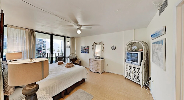 Modernized Oceanfront Beach 2 Bedroom Condo, Забронировать Апартаменты/квартира Апартаменты Saint Augustine Area, Апартаменты/квартира