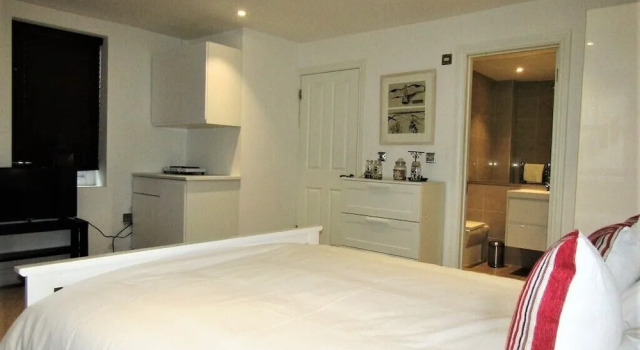 Номер Standard Stylish Private Double En-suite - 1