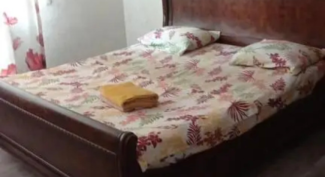 Brusilovskogo 5, Rezerwuj Hotel Astana Kazachstan