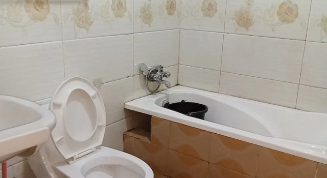 Номер Business B's Hive Hotel & Suites