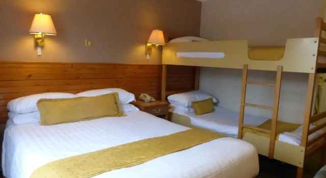 Семейный номер Standard Norseman Hotel