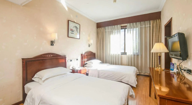 Hujialou Hot Spring Hotel