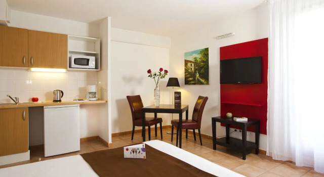 Standart stüdyo Cerise Carcassonne
