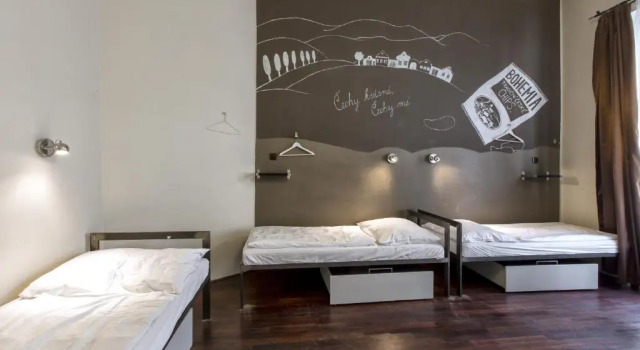 Bett im Wohnheim (Frauenwohnheim) Sophies Hostel