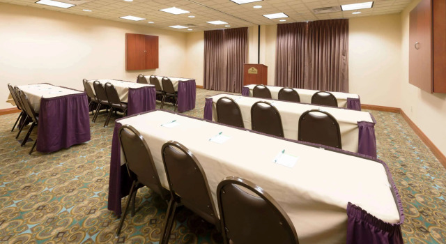 Wingate by Wyndham Erlanger / Florence / Cincinnati South, Book Hotel SPA-hoteller i Kentucky, SPA