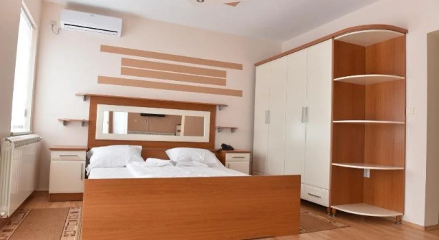 Hostel Mir, Buchen Sie Hostel Paraćin Zentralserbien