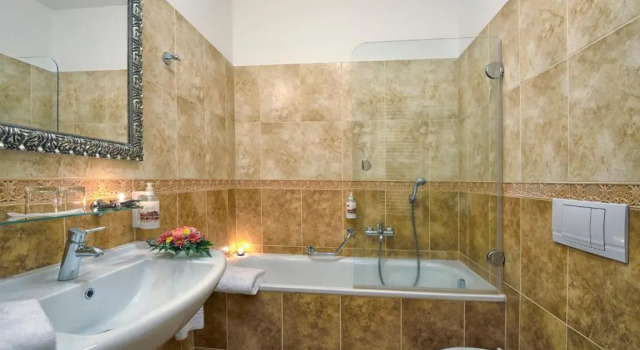 Номер Deluxe с балконом Spa Hotel Continental