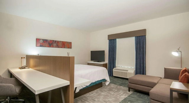 Двухместный номер Standard Hilton Garden Inn Jackson/Clinton
