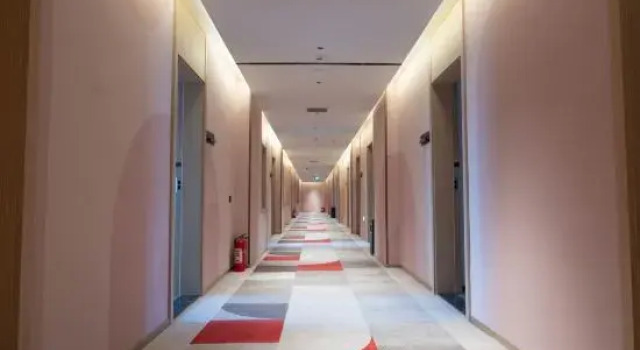 Shankee Hotel (Xilingol League Wulagai Square), Prenota Hotel Bayinhushuo Cina
