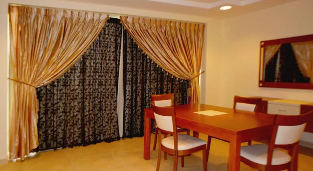 Вилла Luxury Public Security Hotel & Chalets