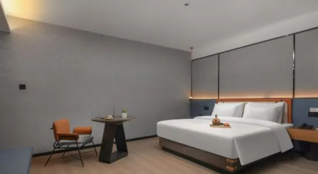 Люкс Deluxe PHIREN Hotel (Xincheng Rd, Muping, Ninghai High School, Yantai)