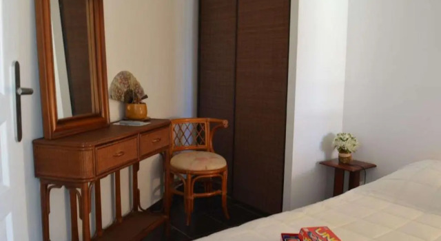 Appartement Saint-Raphaël, 2 pièces, 3 personnes - FR-1-226A-77, Buchen Sie Ferienwohnung Saint-Raphaël Rue Mimosa