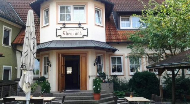 Landgasthof im Ehegrund, Boek Hotel Sugenheim Beieren