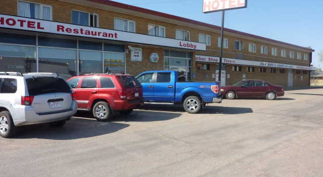 Ramada by Wyndham West Edmonton Hotel & Suites, Book Hotel Northwest Edmonton Edmonton