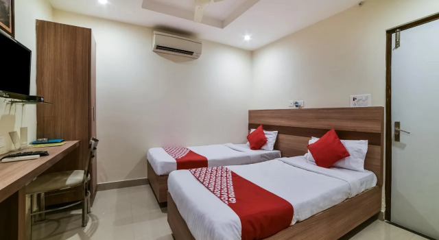 OYO 11233 Krs Nest Luxury Rooms