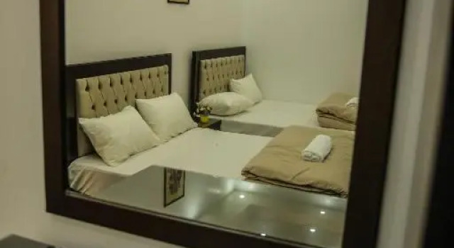 Четырёхместный номер Deluxe Queen Pyramids View Inn