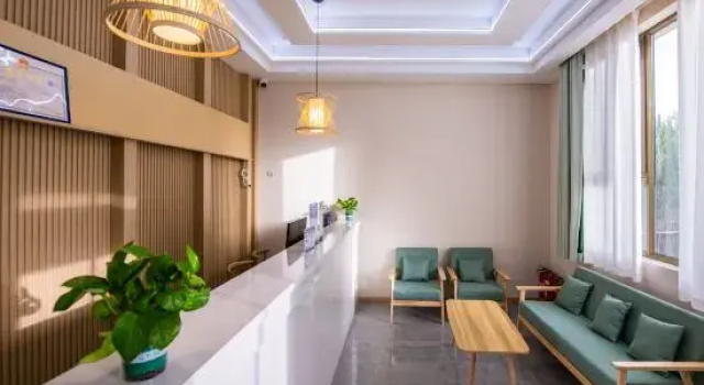 Yueman West Building Homestay, Book Hotel Jiuquan Gansu