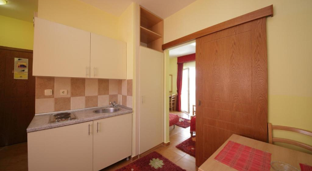 Apartments Tamara, Book Apartment Cheap Hotels in Budva County