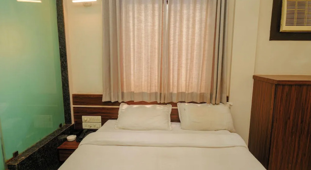 Hotel Vinayak Residency