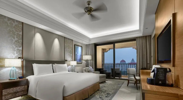 Двухместный номер Executive Hilton Haikou Meilan