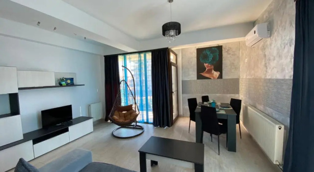 Apartament Ella T2, Varaa Huoneisto Hotellit Mamaia-Sat pysäköinnillä, Pysäköinti