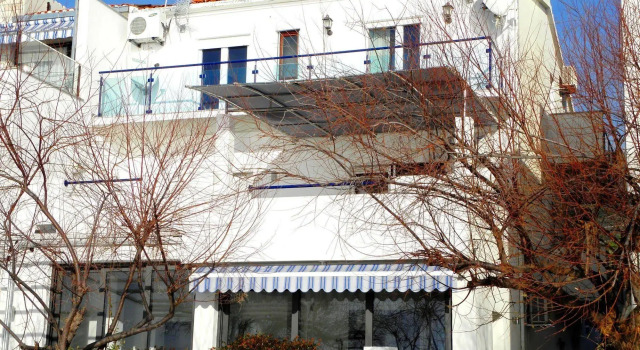 Beachfront Villa Mediteran, Забронировать Вилла Отели Подстраны 3 звезды, рядом с Частный Пляж «Вилла Палмс Апартментс Никса Рузич», 3*
