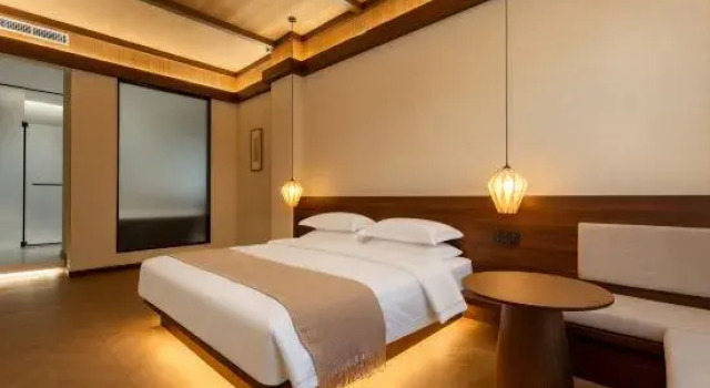 O podwyższonym standardzie suite hanggaihotle